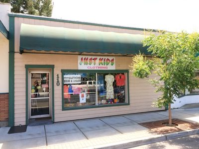 110 E Main St, Rogue River, OR, 97537