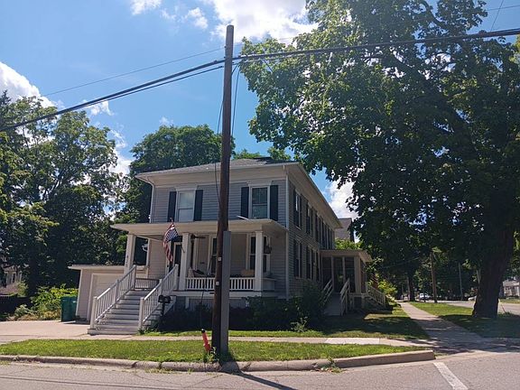 2nd image of 425 N Water St