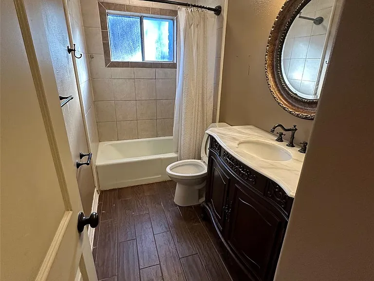 3223 Cedarmont Dr — Photo 5