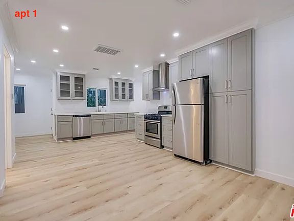 2nd image of 406 N Benton Way #1/2