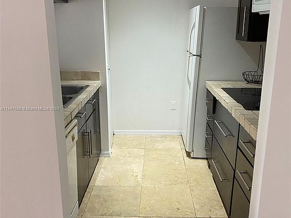 3rd image of 12154 Saint Andrews Pl APT 207