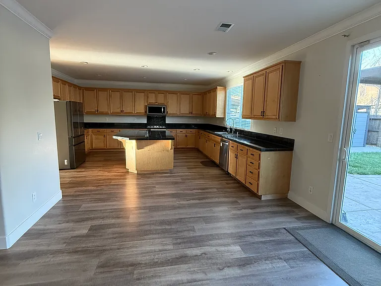 656 Cedar Mountain Dr — Photo 9