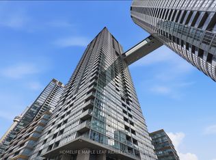 15 Iceboat Ter #3916, Toronto, ON M5V 4A5