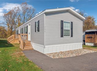 238 Colleen Ln, Jeannette, PA