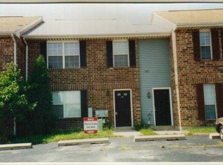 35 Revelle St, New Castle, DE 19720