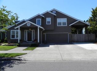 1652 Kings North St, Eugene, OR 97401