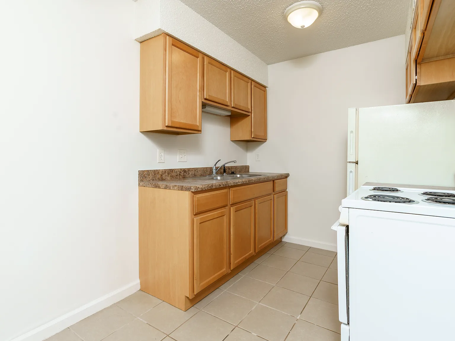 Brookside Apartments — Photo 4
