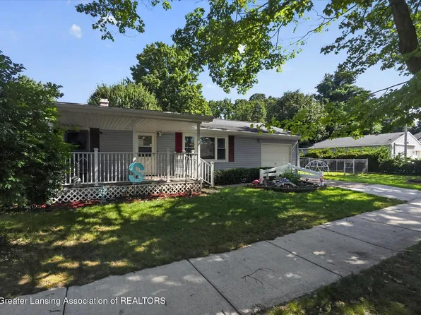322 W Shaw St, Charlotte, MI 48813