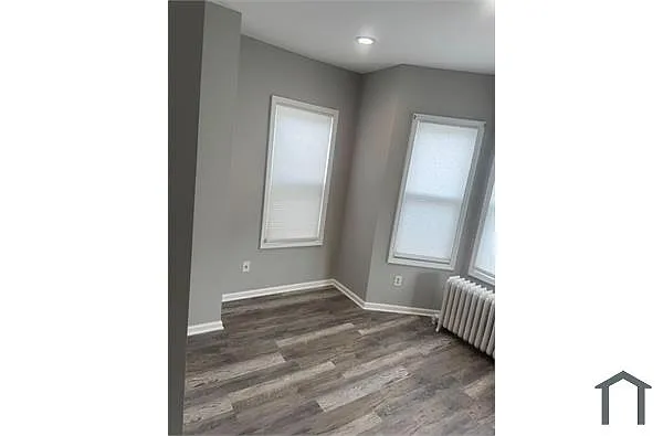 Building Photo - 95 Jewett Ave #1