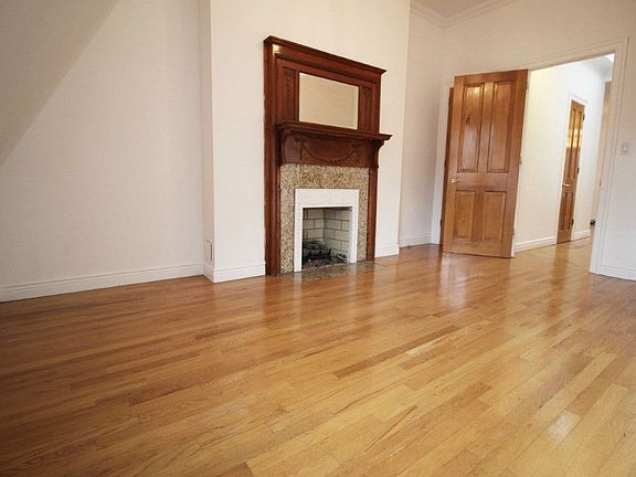 4th image of 305 W 91st St APT 5