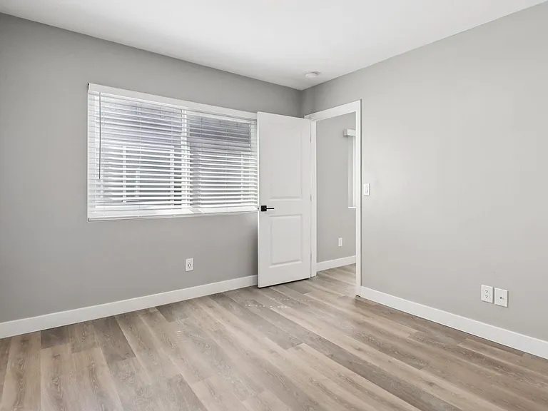 Duplet at Hillcrest | Modern Studio, 1 & 3 Bedroom Apartments — Photo 70