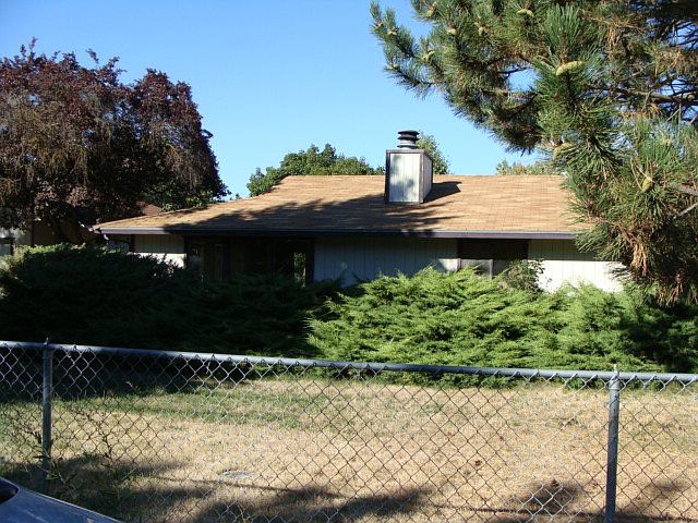 2nd image of 4921 N Malta St