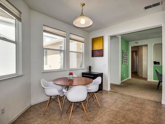 5th image of 16 Gazania Ct