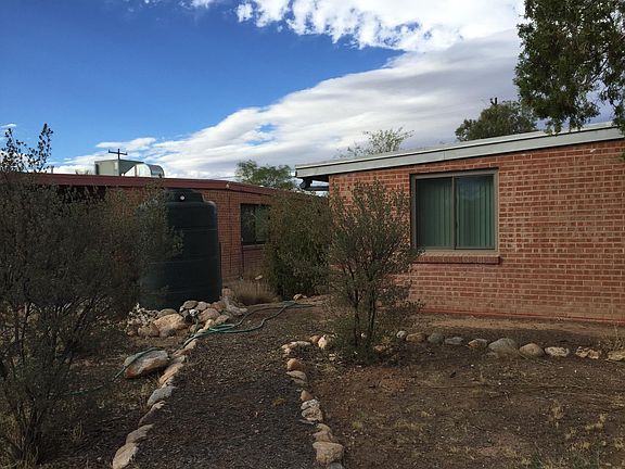 3rd image of 2713 E 21st St