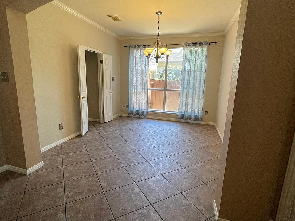 formal dining area