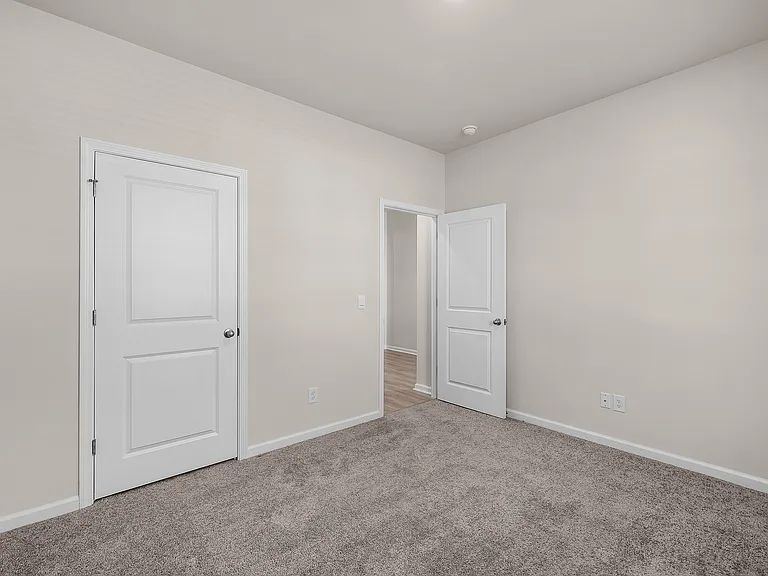 84 Woodford Reserve Dr — Photo 9