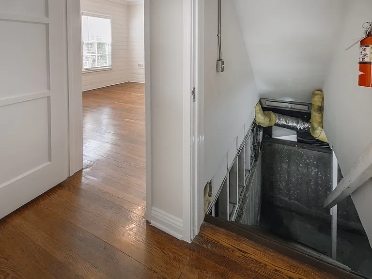 1726 N Vista St — Photo 24