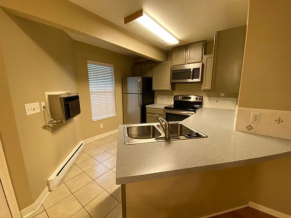 4th image of 3565 Windmill Dr APT C5