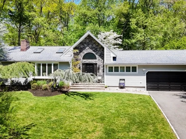 19 Highview Ter, Cedar Grove Twp., NJ 07009