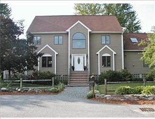 1st image of 9 Wharf Dr
