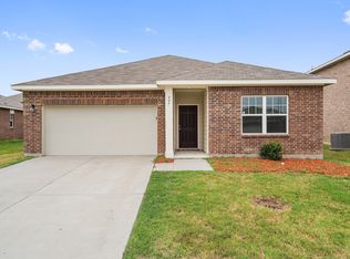 445 Canoe Way, Crowley, TX 76036