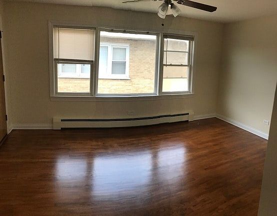 4th image of 2546 N Laramie Ave #3FA