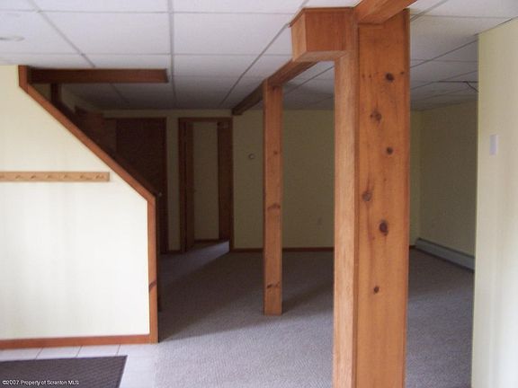 5th image of 419 W Lakeview Dr
