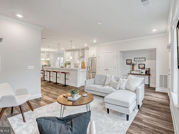 5th image of 45204 Lettermore Sq