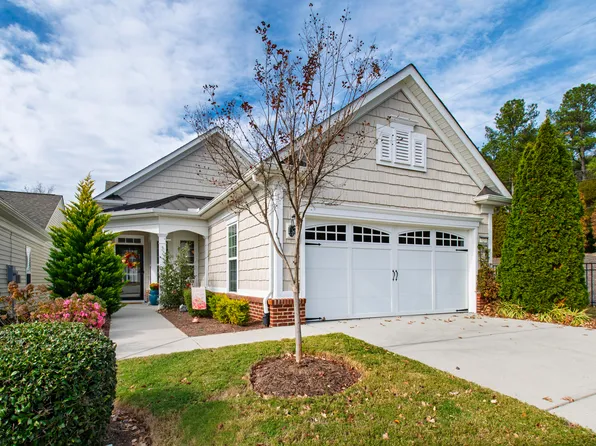 727 Bradhurst Pl, Cary, NC 27519