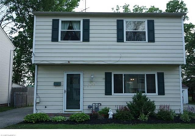 1st image of 272 Parkway Dr