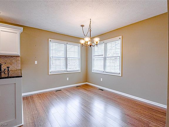 5th image of 1775 Tanhollow Trl #36