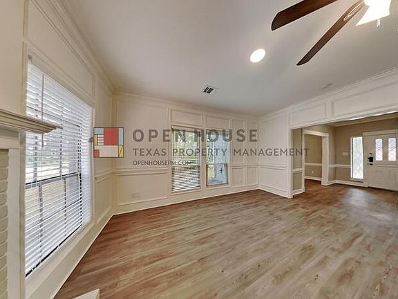 3rd image of 4219 Hill Forest Dr