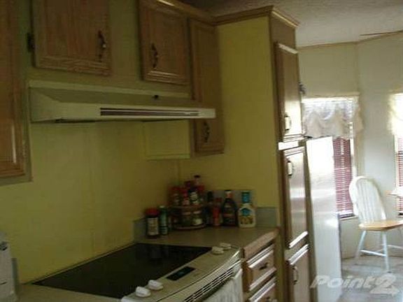 3rd image of 449 Country Oaks Dr