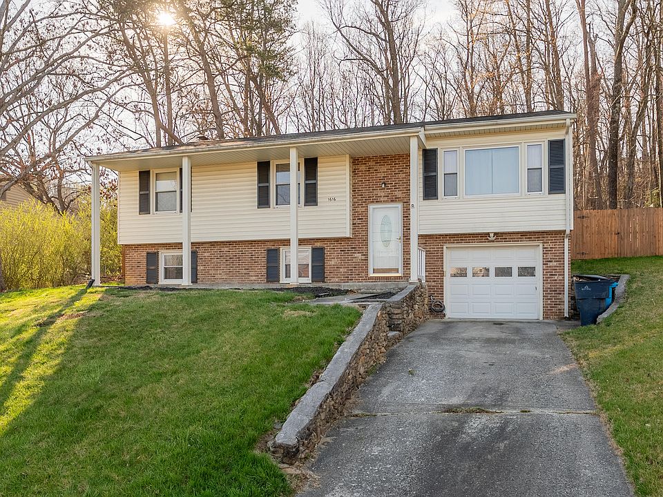1st image of 1616 Lonna Dr NW