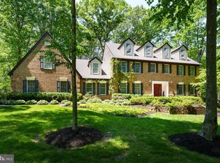 7 Sleepy Hollow Ln, Princeton Junction, NJ 08550