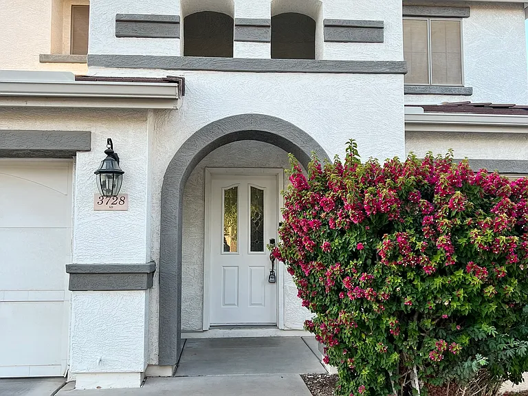 3728 E Liberty Ln — Photo 40