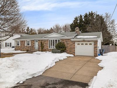 127 Dellwood Rd, Cranston, RI, 02920