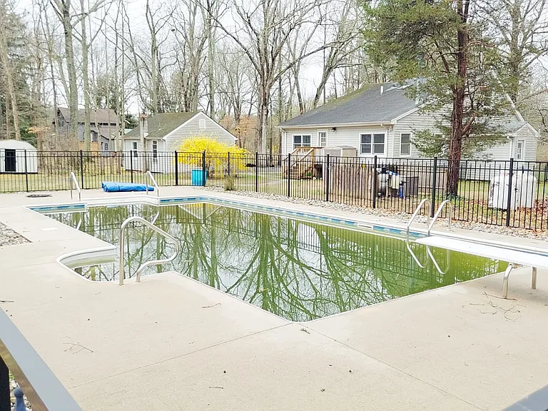 245 Perrineville Rd — Photo 16