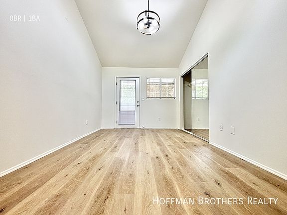 3rd image of 2448 N Beachwood Dr #11