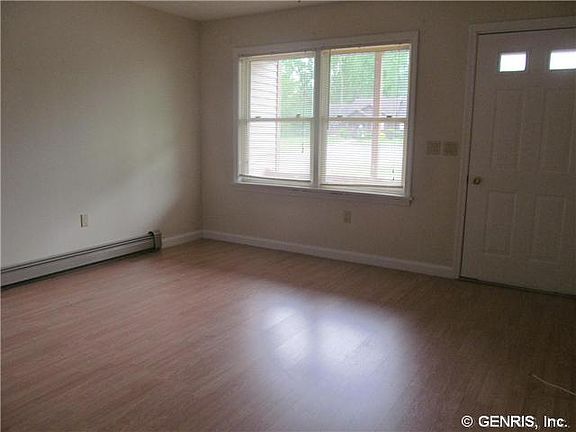 5th image of 6196 Creek View Trl