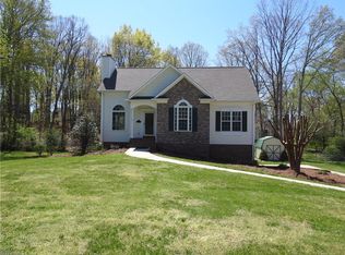 112 Cotswold Ln, King, NC 27021