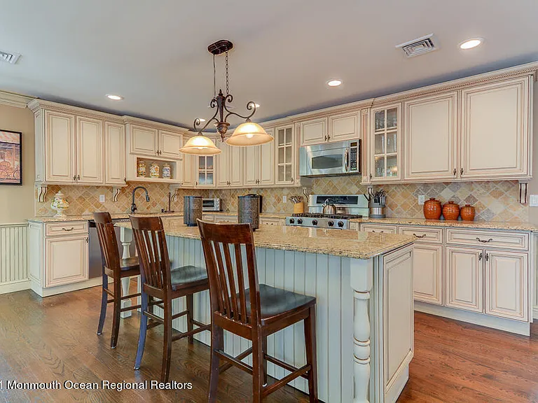 1603 Lake Ave — Photo 7