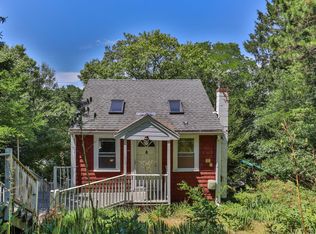 179 Little Sandy Pond Rd, Plymouth, MA 02360