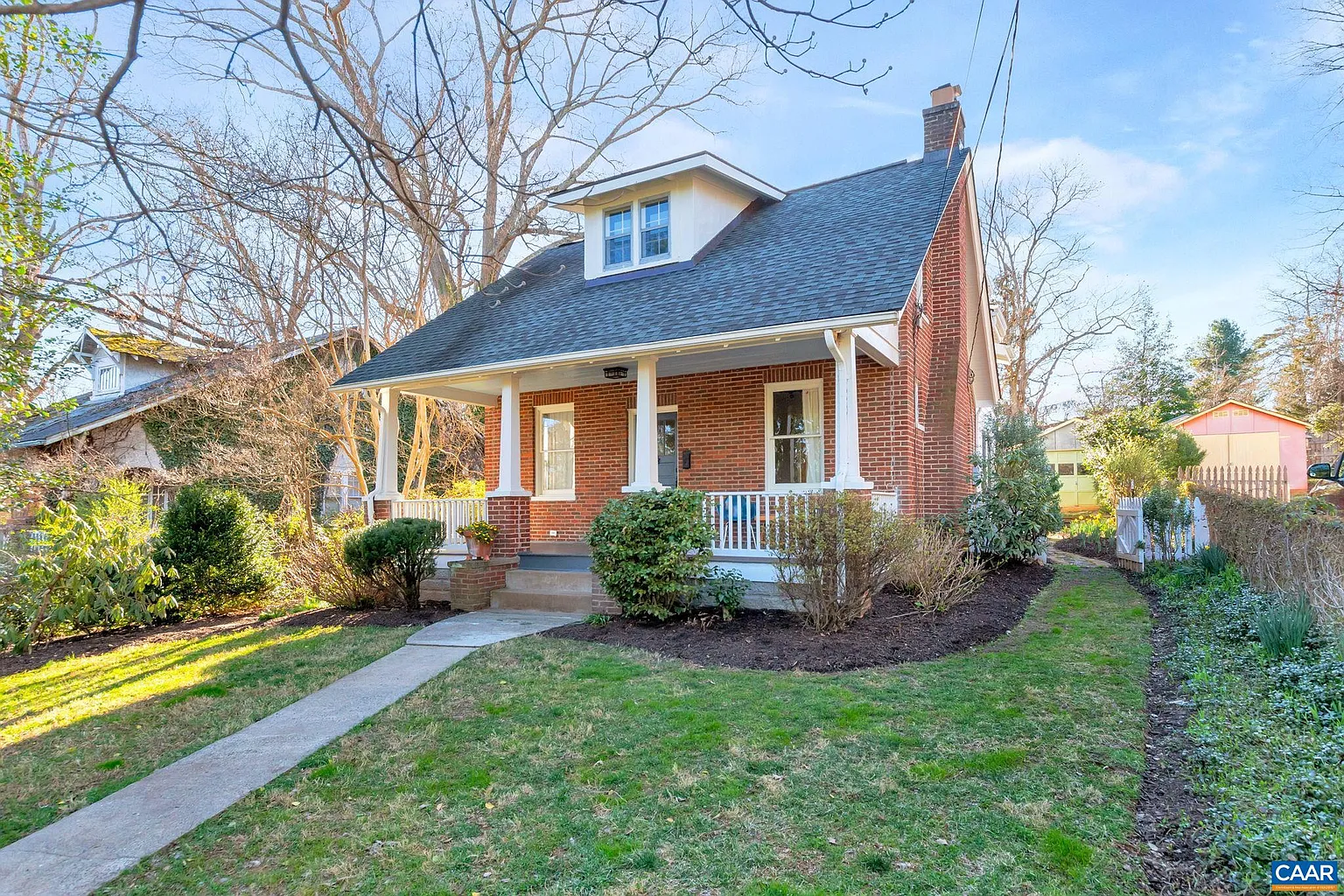 2309 Highland Ave photo 1