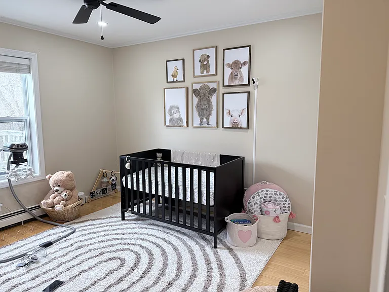 1053 Upper St — Photo 7