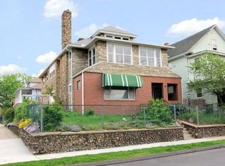 30 Mount Carmel Ave, Chicopee, MA 01013