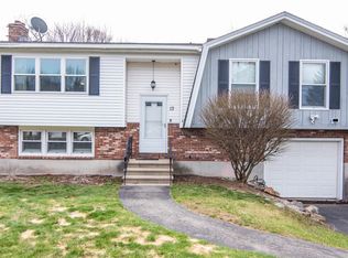 13 Harvey Rd, Londonderry, NH 03053