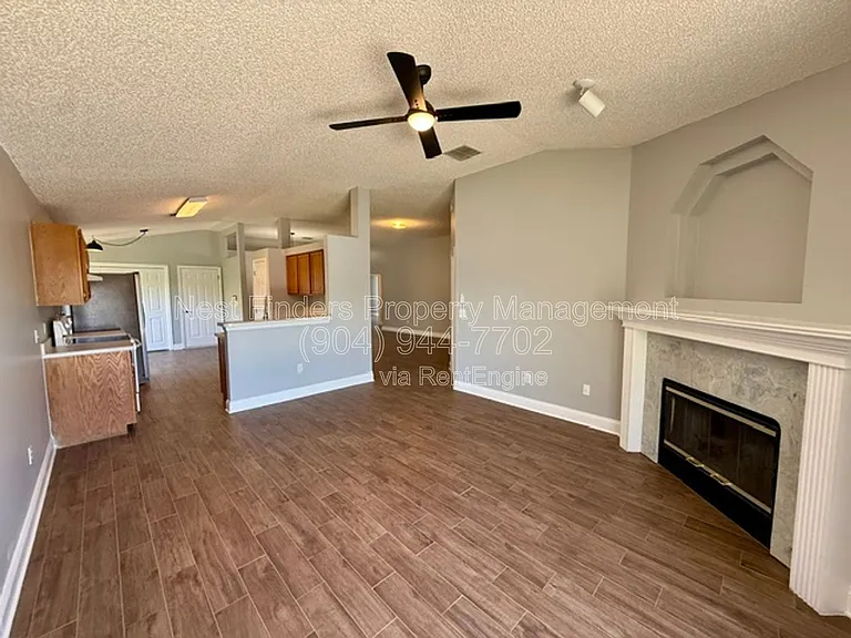 3139 Mountain Ash Rd — Photo 16