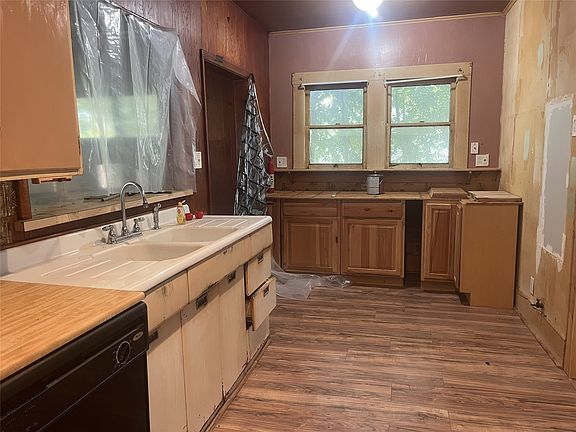 4th image of 1309 Avenue J