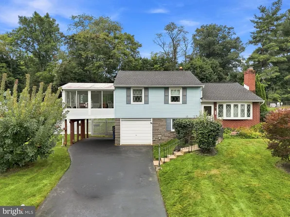 52 Ursinus Ave, Trappe, PA 19426